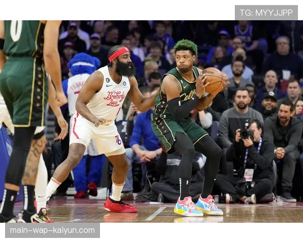 武切维奇护筐送帽 凯尔特人内线协防体系限制76人进攻